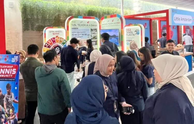 61 Tahun, Telkom Ajak Karyawan Ikuti Program Sosial dan Lingkungan